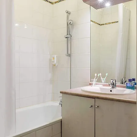 Adagio Access Paris Porte De Aparthotel 4*