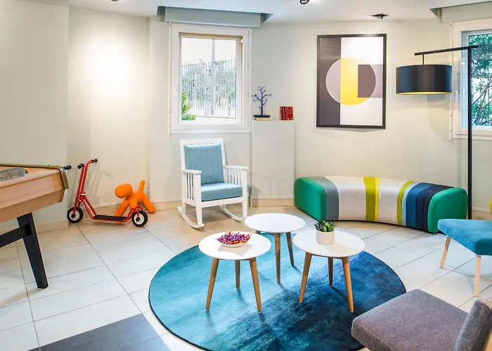 Hotel apartamentowy Adagio Access Paris Porte De