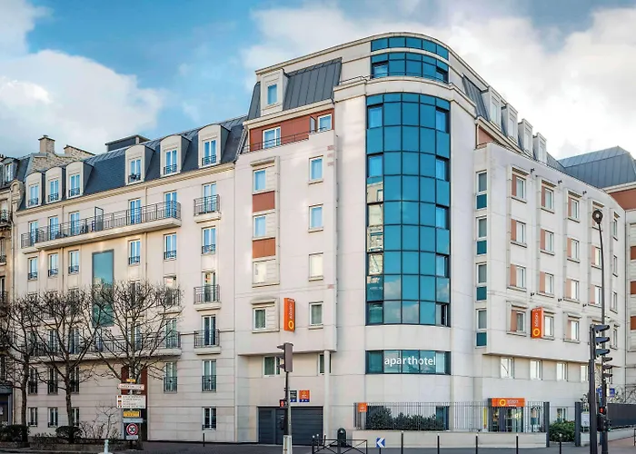 Aparthotel Adagio Access Paris Porte De Charenton-le-Pont