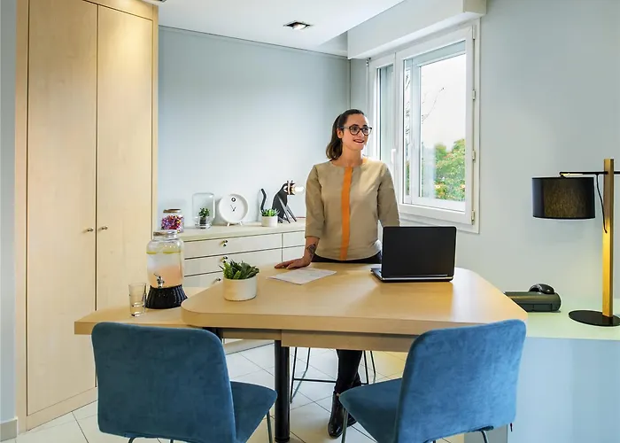 Aparthotel Adagio Access Paris Porte De Charenton-le-Pont