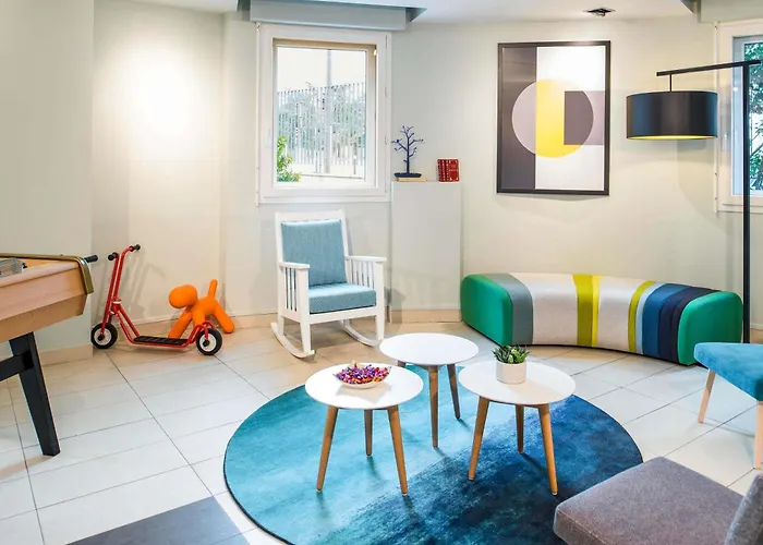 Hotel apartamentowy Adagio Access Paris Porte De