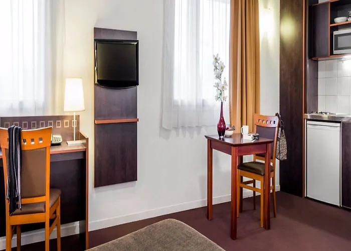 Adagio Access Paris Porte De 2* Charenton-le-Pont